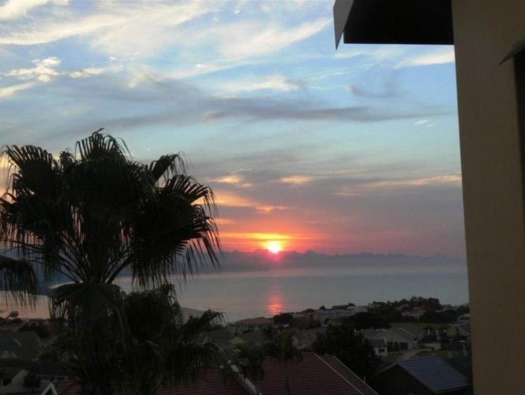 Panoramic Blue B&B Plettenberg Bay Exterior photo
